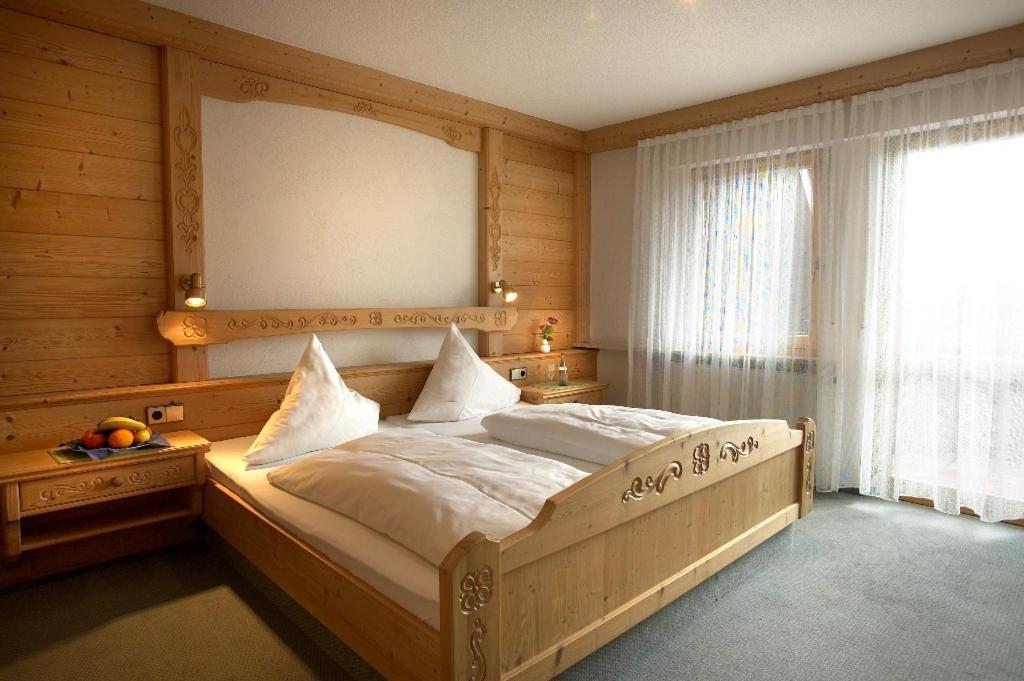 Landgasthof Löwen Neubulach Zimmer foto